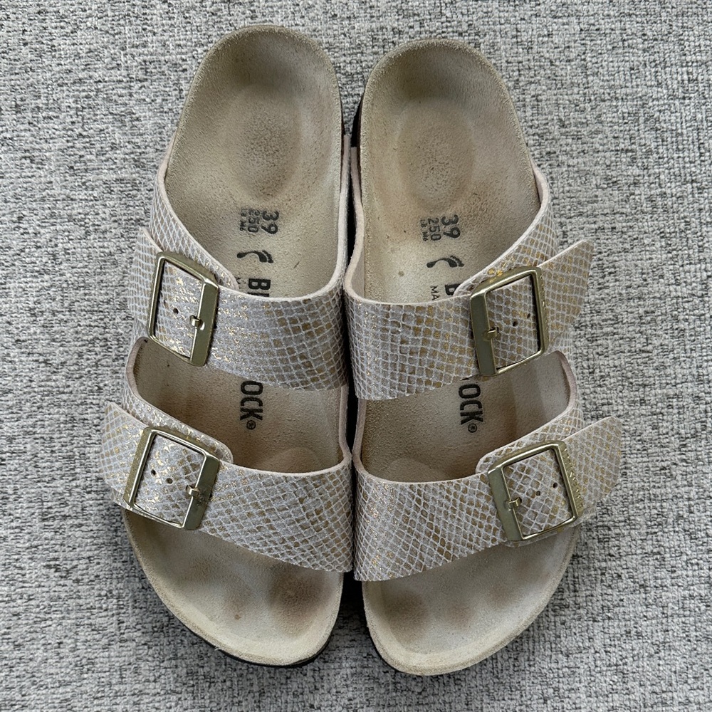 Birkenstock Arizona Textured Cream & Gold Sandals with Gold Buckles